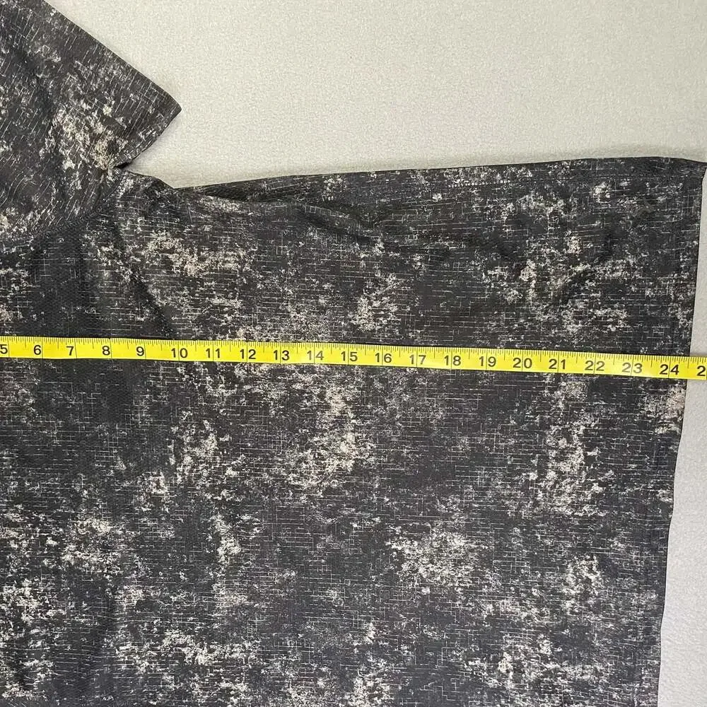 Old Navy Active Go-Dry Cool Short Sleeve Graphic T-Shirt size youth boys XXL